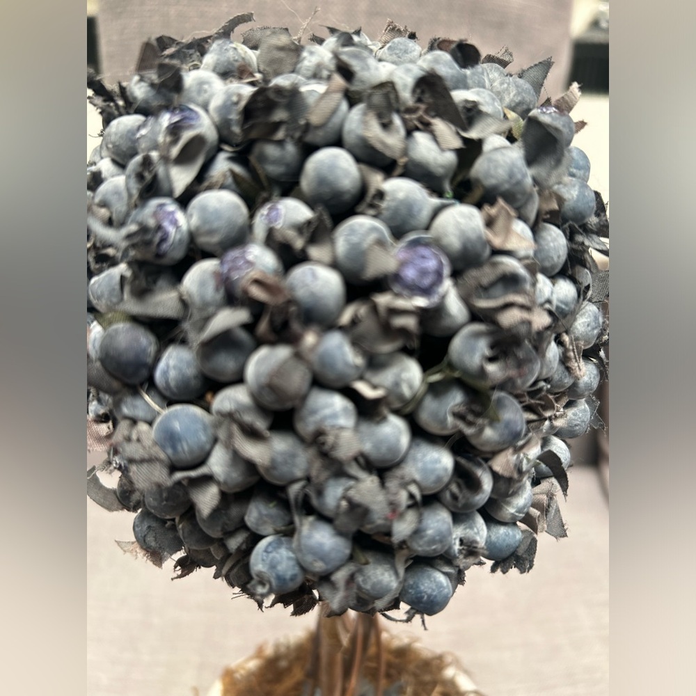 Real-Like Berry Topiary Wood/Moss on Anca Leaves Dotted Bead Motif Pot #092424 - Picture 7 of 9